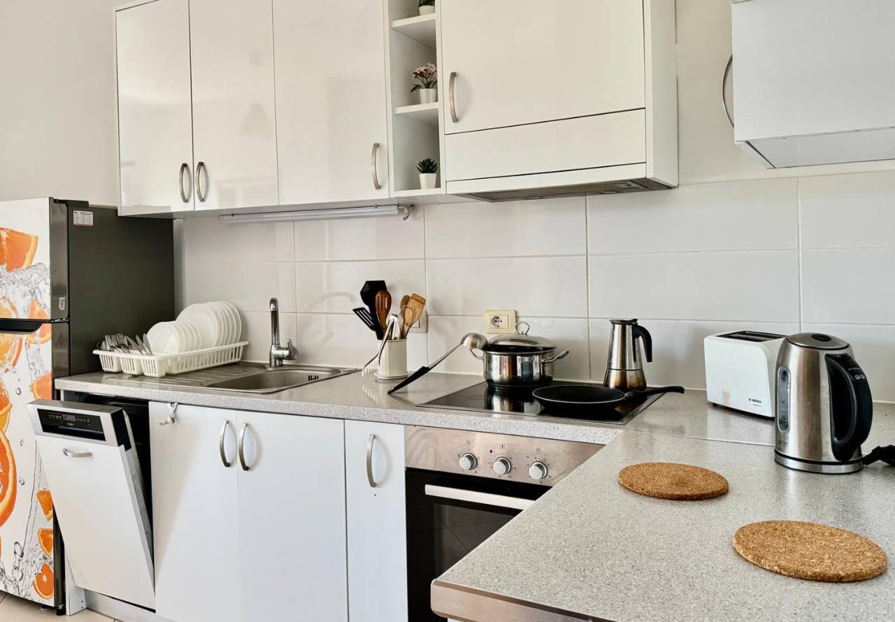 Orange Corner Apartment Sarande Ngoại thất bức ảnh