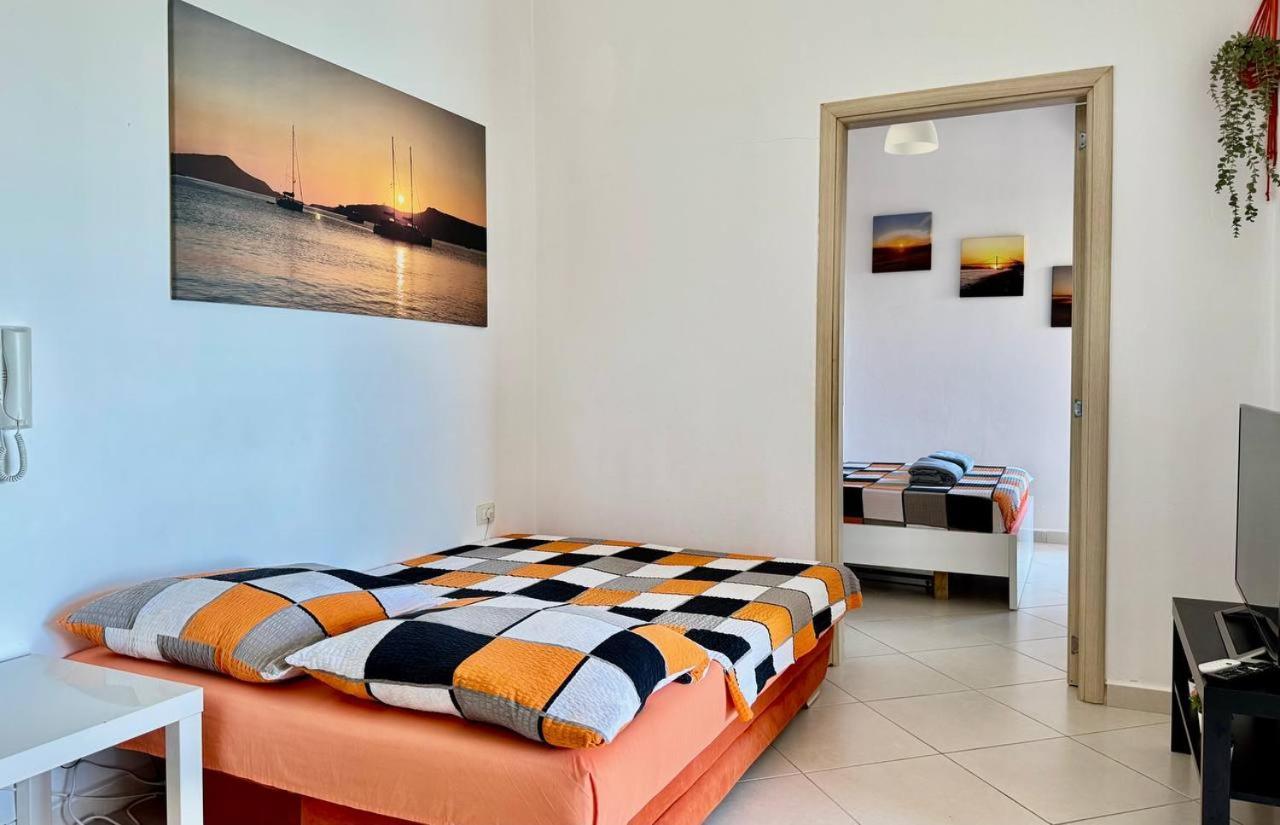 Orange Corner Apartment Sarande Ngoại thất bức ảnh