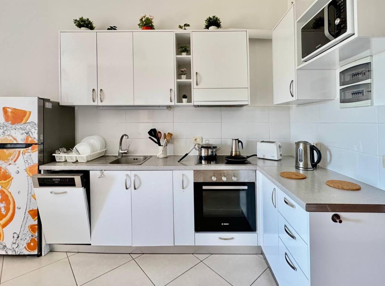 Orange Corner Apartment Sarande Ngoại thất bức ảnh