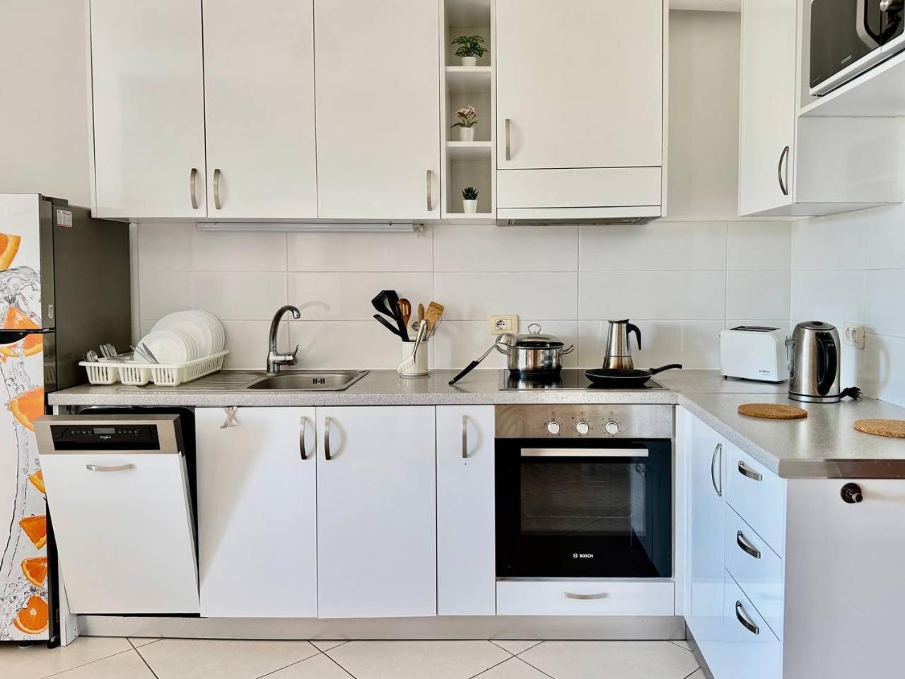 Orange Corner Apartment Sarande Ngoại thất bức ảnh